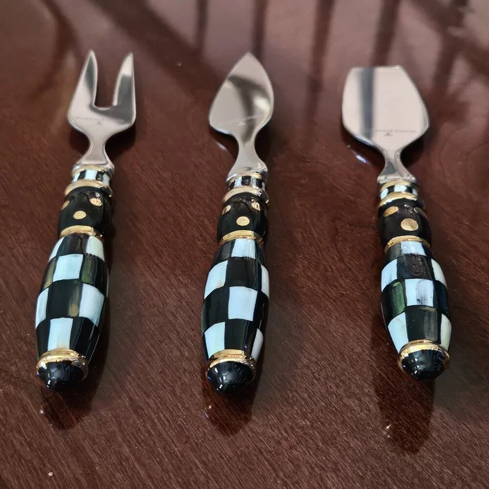3 MACKENZIE CHILDS COURTNEY CHECK BLACK TIE CERAMIC CHEESE CHARCUTERIE KNIFE SET